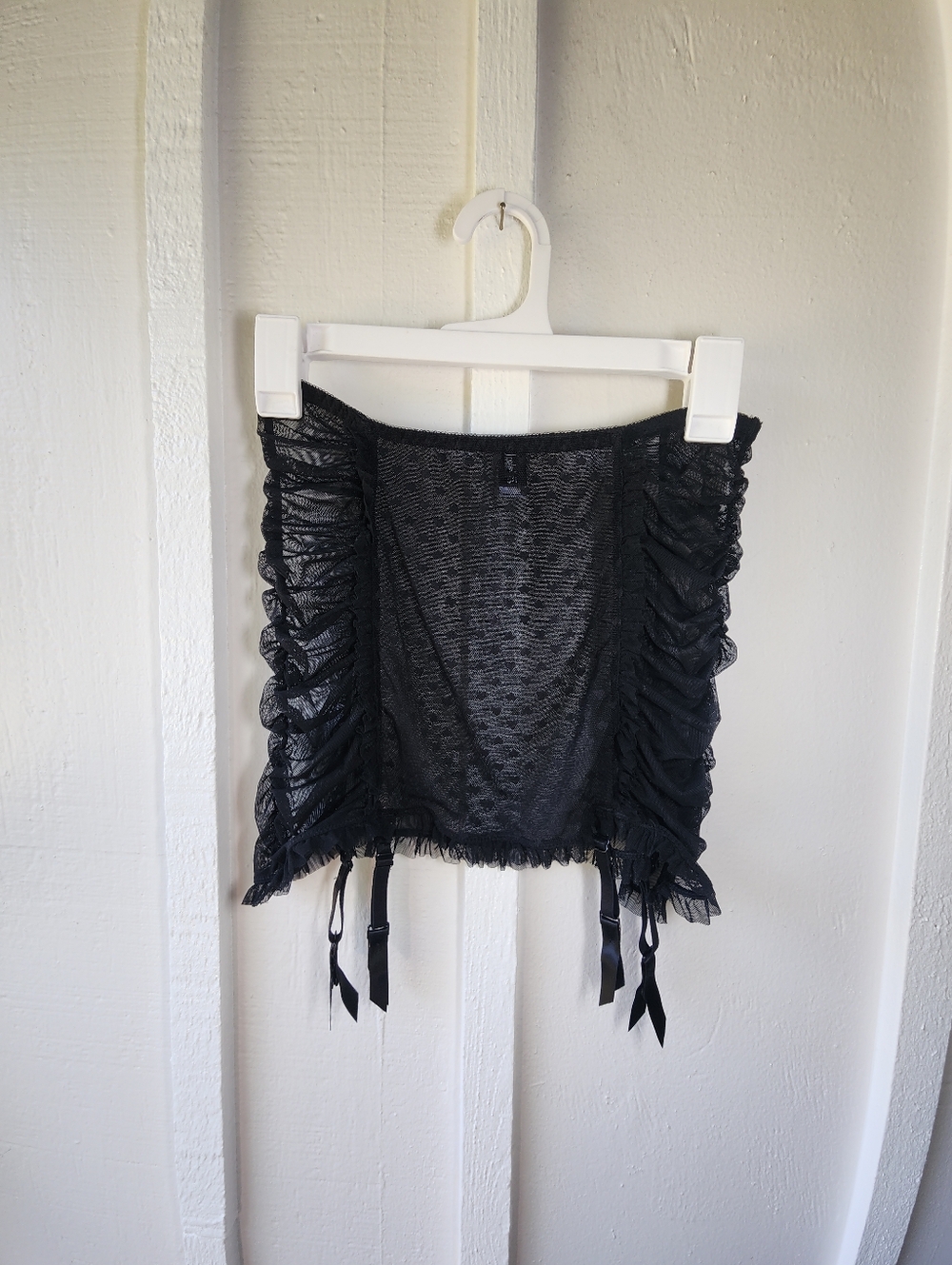 Frederick's of Hollywood Ruched Black Lace Garter Belt Skirt Size Large